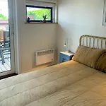 بيت للعطل Charming Summer House Near