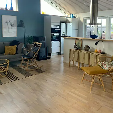 Charming Summer House Near Kerteminde