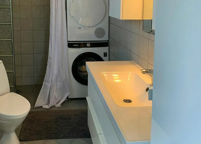 Сasa de vacaciones Charming Summer House Near *